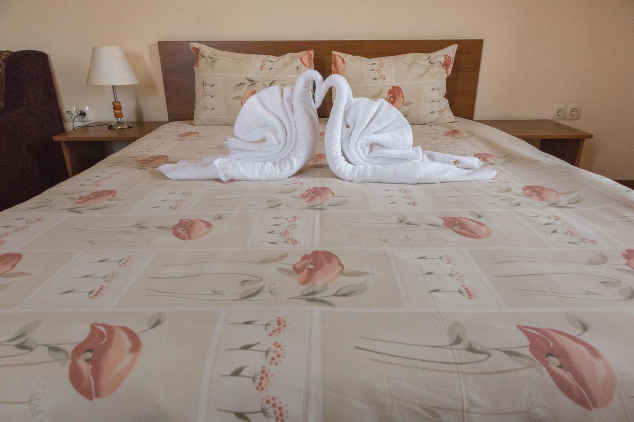 Hotel West Blagoevgrad Esterno foto