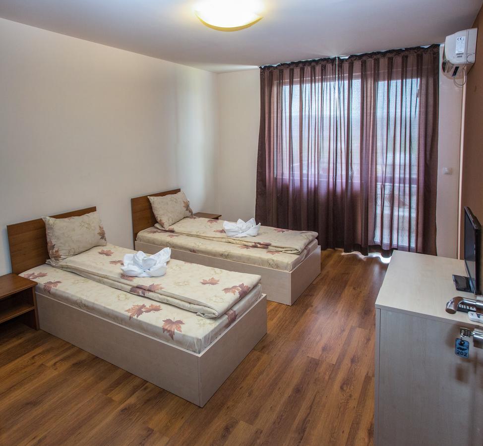 Hotel West Blagoevgrad Esterno foto